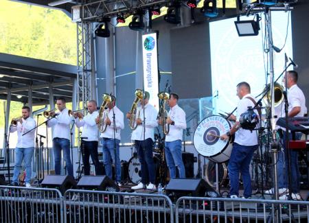 14. DRŽAVNI FESTIVAL MALIH INŠTRUMENTALNIH SESTAVOV V DRAVOGRADU IN DRAVOGRAJSKA NOČ