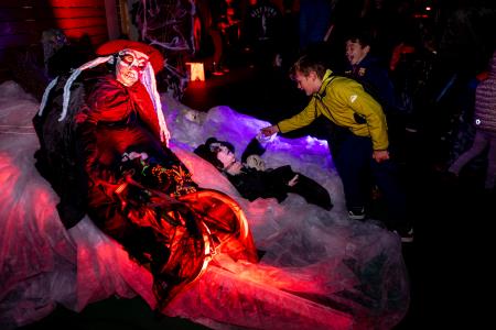 Shod čarovnic spet navdušil 4