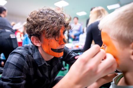 Shod čarovnic spet navdušil 8