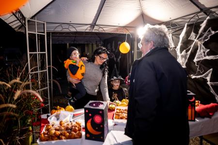 Shod čarovnic spet navdušil 10