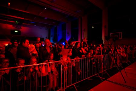 Shod čarovnic spet navdušil 18