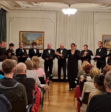 Območna revija odraslih pevskih zborov 8