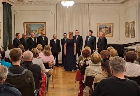 Območna revija odraslih pevskih zborov 11