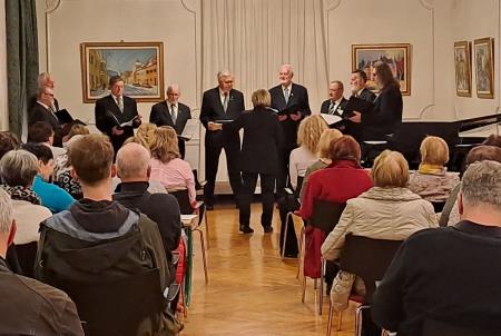 Območna revija odraslih pevskih zborov 15