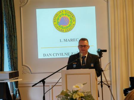 Generalni direktor URSZR, gospod Behin 7