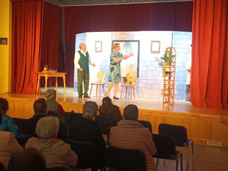 Gledališka predstava Priložnostni zdravnik v režiji Simone Jerčič Pšeničnik