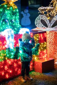 Otroško veselje ob fotografiranju