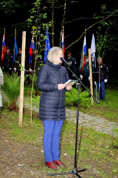 Članica recitacijske skupine KD Črneče