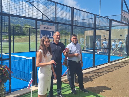 Veronika Pisnik, Anton Preksavec, Jernej Pisnik