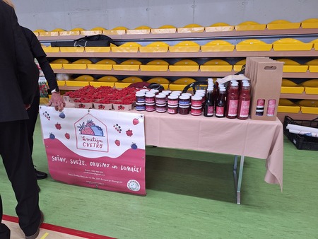 Stojnica kmetije Cvetko