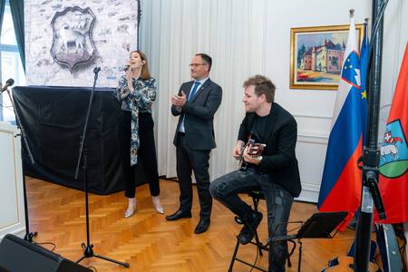 Eva Boto skupaj z županom