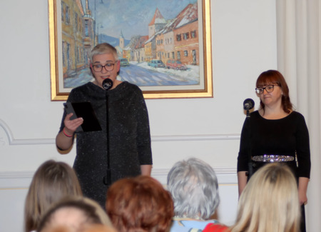 Članici recitacijske skupine Kulturnega društva Črneče 